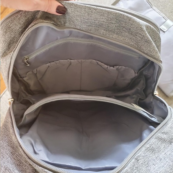 ❌SOLD❌RUVALINO Diaper Bag Backpack, Baby Changing Bags, Large Capacity - Picture 4 of 10